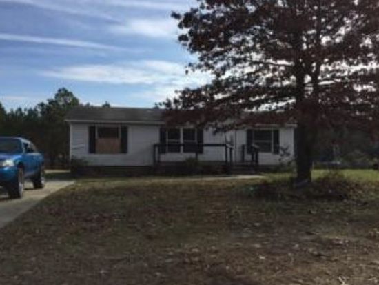 1317 Clan Campbell Dr Raeford Nc 28376 Zillow