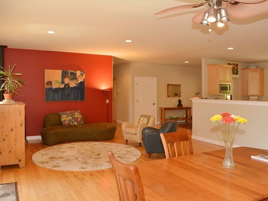 22138 Round Tuit Rd Grass Valley Ca 95945 Zillow