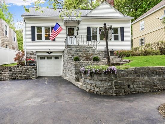 89 beaconsfield rd worcester ma 01602