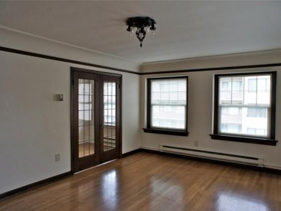 Roberta Carol Apartment Rentals Seattle Wa Zillow