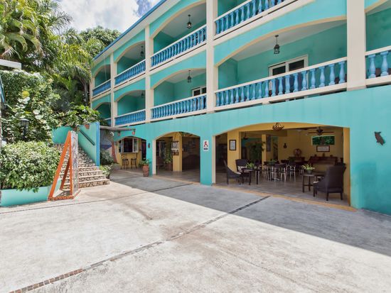 Lazy Parrot Pr 413 Km 41 Rincon Pr 00677 Zillow - 