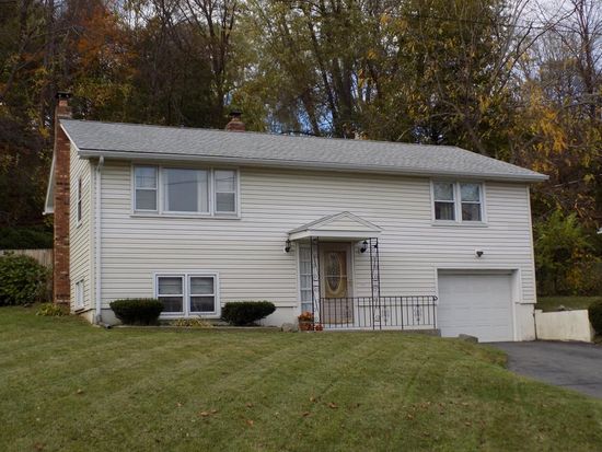 21 Bray Park Dr Holyoke Ma 01040 Zillow