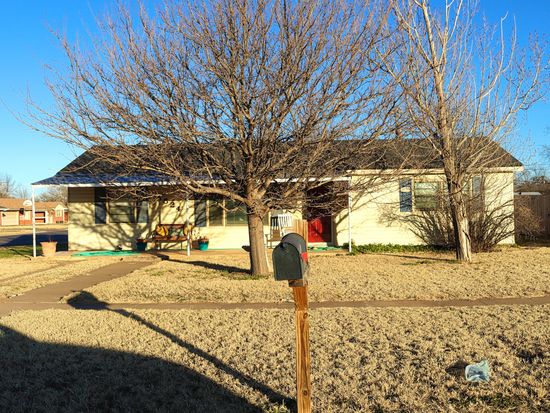 1524 Dallas St Plainview Tx 79072 Zillow