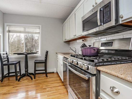 1035 E Boston Post Rd Apt 3 8 Mamaroneck Ny 10543 Zillow