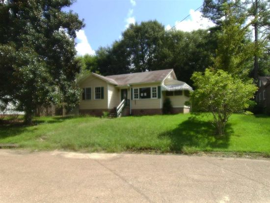 205 Magnolia Pl Natchez Ms 39120 Zillow