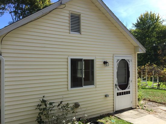 18 Maple Ave Cottage Clintondale Ny 12515 Zillow