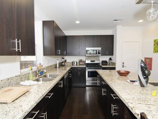 6404 Jasper Way Carlsbad Ca 92009 Zillow