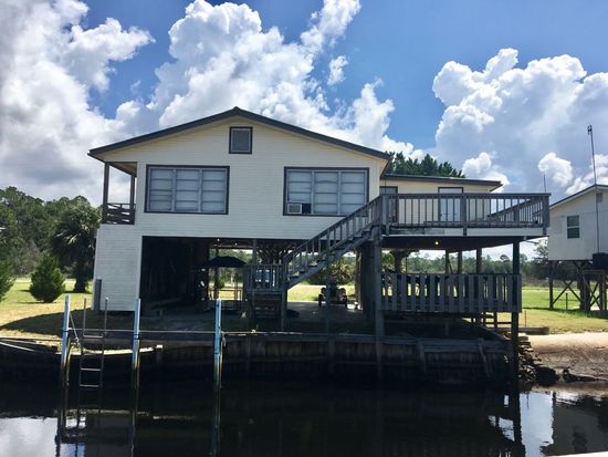 2814 Dekle Beach Blvd Perry Fl 32348 Zillow