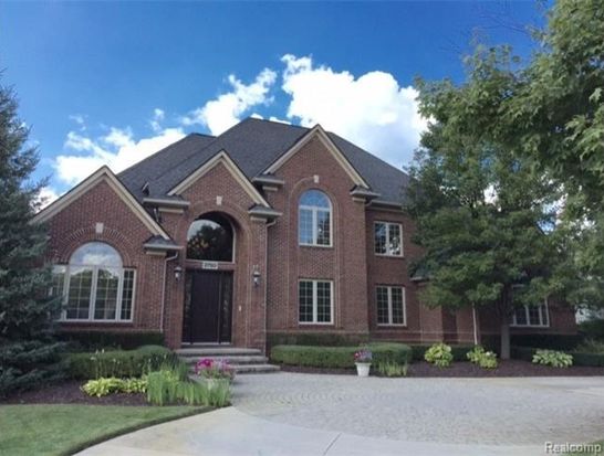 2750 Pebble Beach Dr Oakland Mi 48363 Zillow