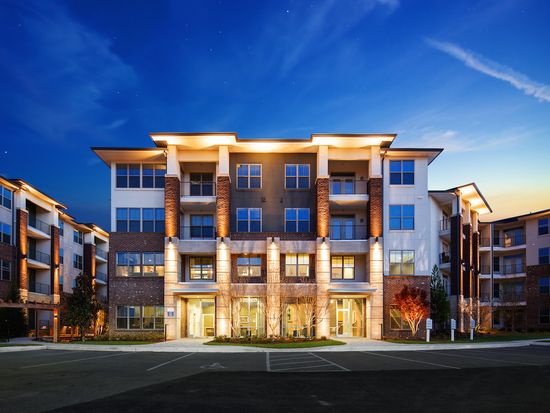 One Metrocenter Apartment Rentals Nashville Tn Zillow