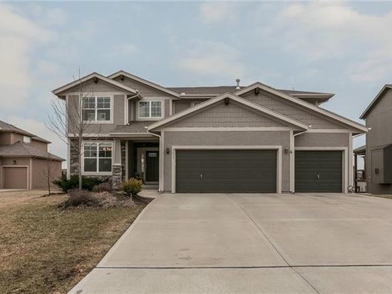 2433 W Dartmouth St Olathe Ks 66061 Zillow