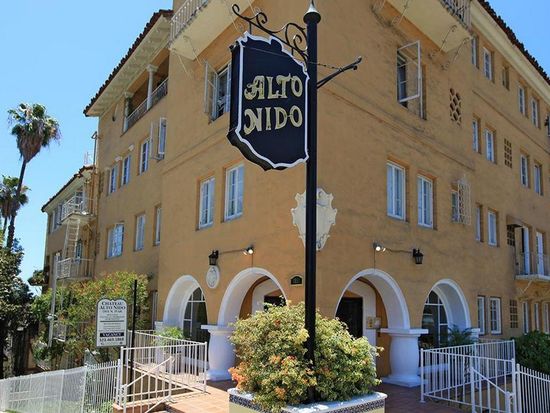 Cau Alto Nido Apartment Rentals Los Angeles Ca Zillow