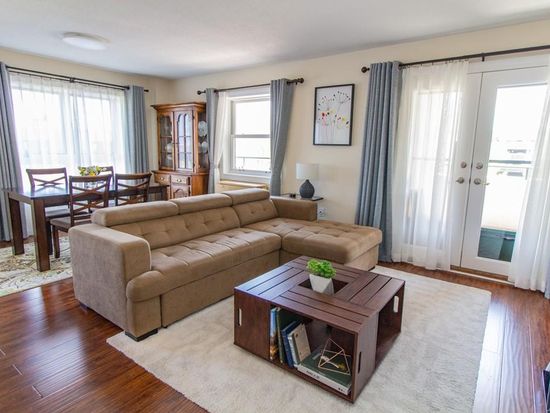 165 Cottage St Apt 312 Chelsea Ma 02150 Zillow