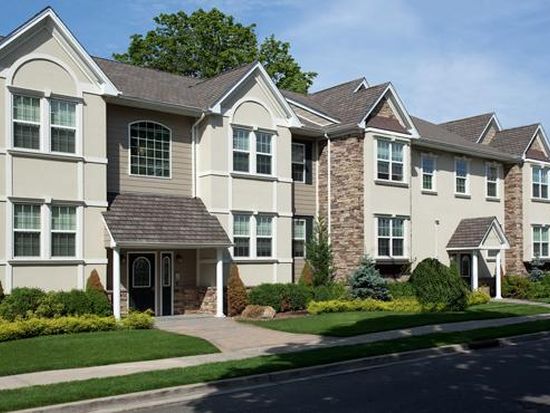 Fairfield Courtyard At Farmingdale Apartment Rentals Fairfield Courtyard At Farmingdale Apartment Rentals Ny Zillow