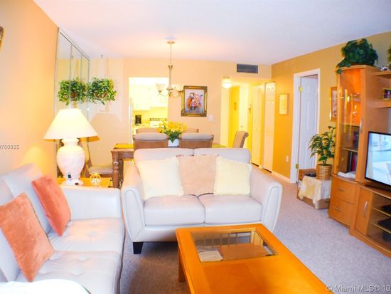 1400 Saint Charles Pl Arbor Pembroke Pines Fl 33026 Zillow