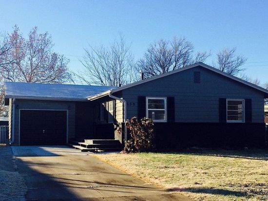 638 Max Ave Salina Ks 67401 Zillow 638 Max Ave Salina Ks 67401