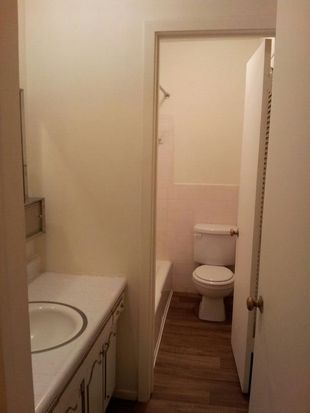 341 E Loula St APT 1, Olathe, KS 66061
