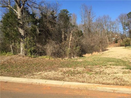 4016 Wild Nursery Ct Charlotte Nc 28215 Mls 3217709 Zillow