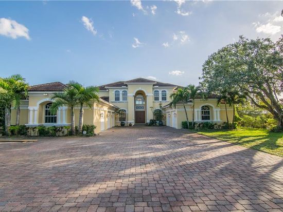 228 Ne Alice St Jensen Beach Fl 34957 Zillow