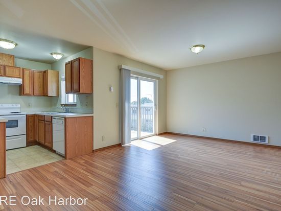 1661 Ne 16th Ave Apt K202 Oak Harbor Wa 98277 Zillow
