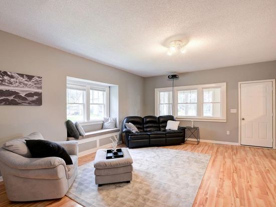 6443 Cedar St North Branch Mn 55056 Zillow