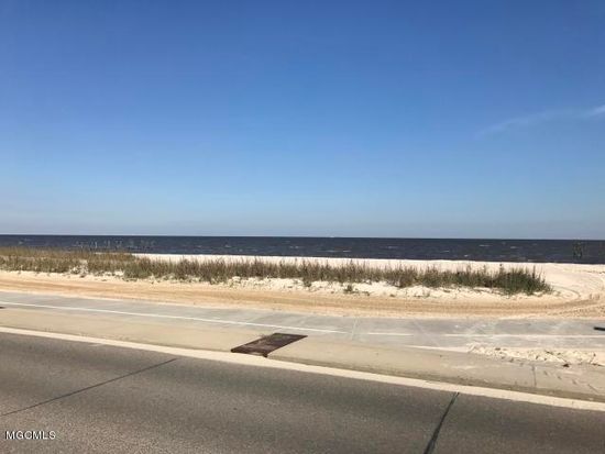 728 S Beach Blvd Waveland Ms 39576 Zillow