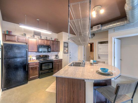 405 Cross St Studio Factory College Station Tx 77840 Zillow Studio Factory Floorplan 405 Cross St College Station Tx 77840