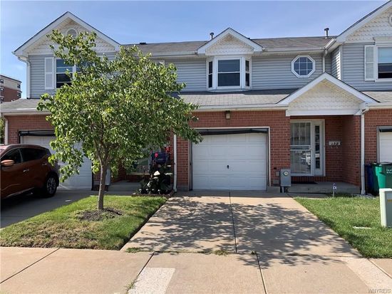311 King Peterson Rd Buffalo Ny 14204 Zillow