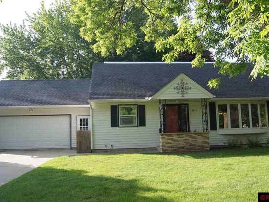 1424 Cherry St New Ulm Mn 56073 Zillow 1424 Cherry St New Ulm Mn 56073 Zillow