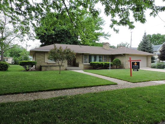 26 Woods Pl Fond Du Lac Wi 54935 Zillow