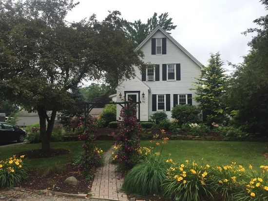 28 5th St East Longmeadow Ma 01028 Zillow