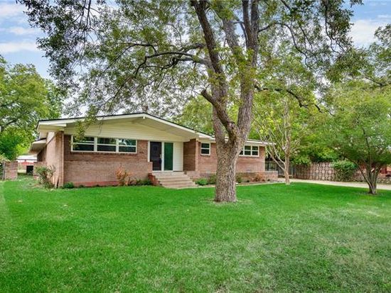 723 town creek dr dallas tx 75232 zillow