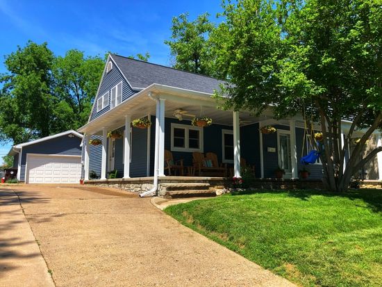 2633 Elm St Quincy Il 62301 Zillow