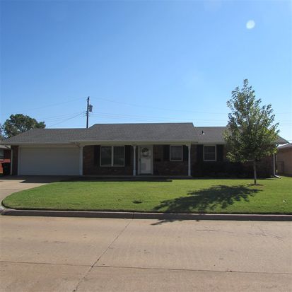 305 S Hoover St, Enid, OK 73703 | Zillow