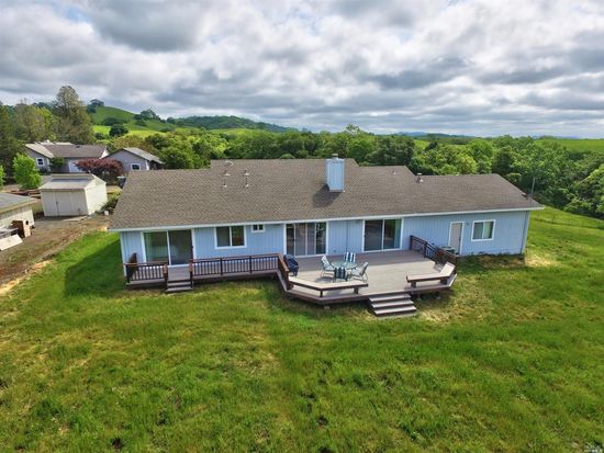 1096 Red Tail Rd Healdsburg Ca 95448 Zillow