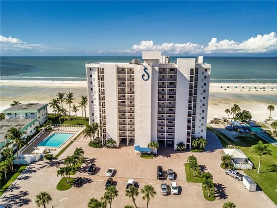 Sunset Iniums Apartments Fort Myers Beach Fl Zillow