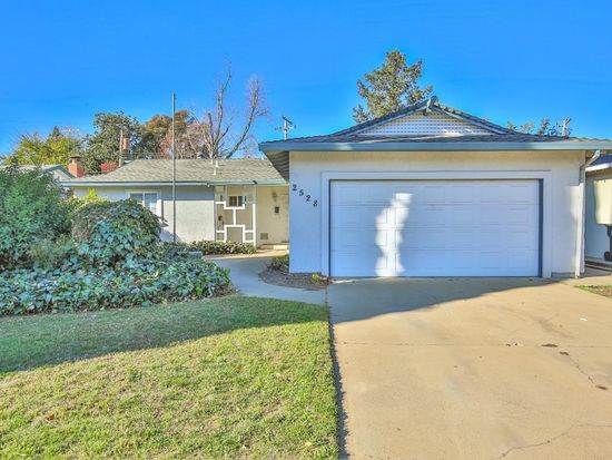 2528 La Cumbra Cir Rancho Cordova Ca 95670 Zillow