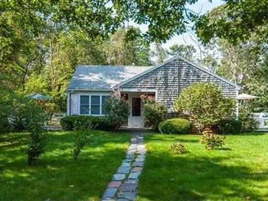 230 Gosnold St 18a Hyannis Ma 02601 Zillow