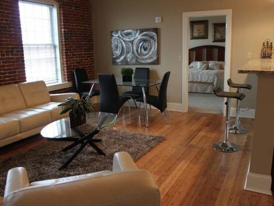Lofts At Mill Number One Apartments In Manchester Nh Zillow Dinining Area
