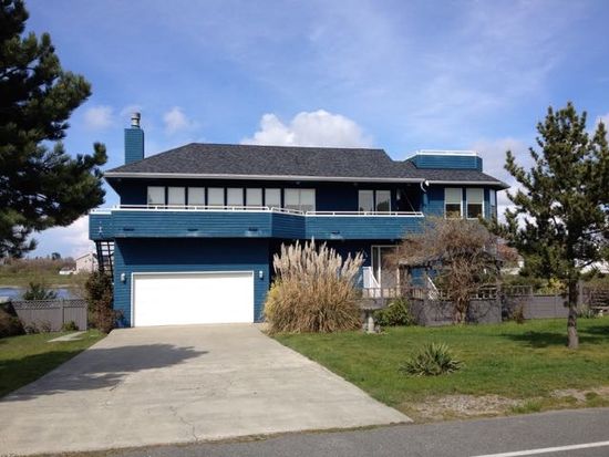 Sober singles point roberts wa Point Roberts - Boundary Bay Border Crossing - Wikipedia