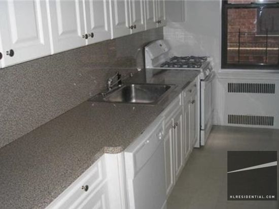 10815 Queens Blvd Forest Hills Ny 11375 Zillow