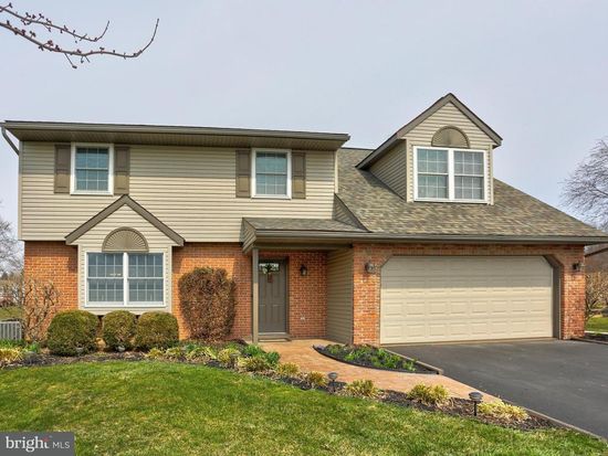 817 Kingsway Dr Lancaster Pa 17601 Zillow