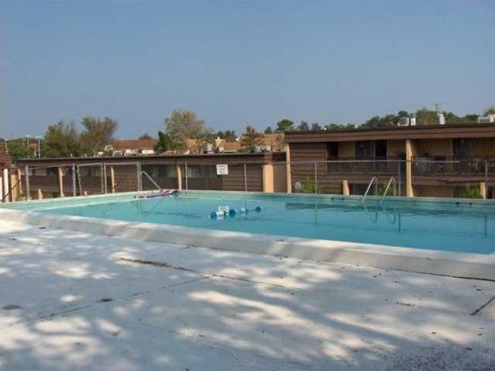 Spanish Villa Apartments Fort Walton Beach Metal Roof And Spanish Villas Iniums Apartments Fort Walton Beach Fl Zillow