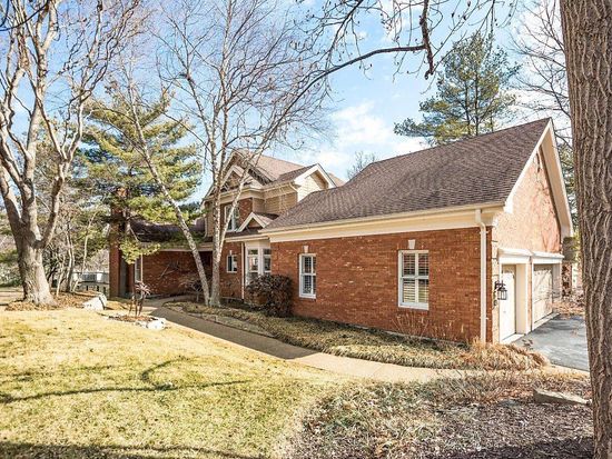 329 Carlyle Lake Dr Saint Louis Mo 63141 Zillow