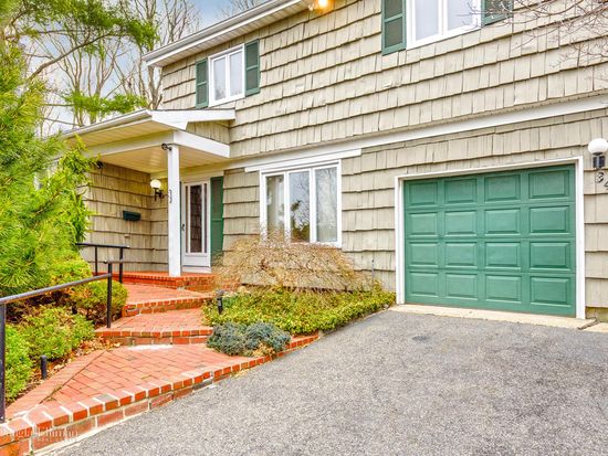 34 Peerless Dr Oyster Bay Ny 11771 Zillow