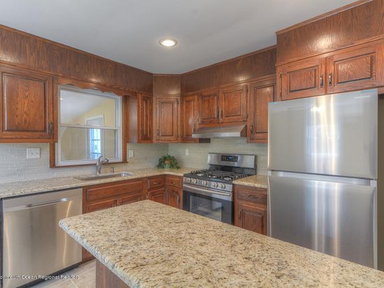 801 Bay Ave Toms River Nj 08753 Zillow