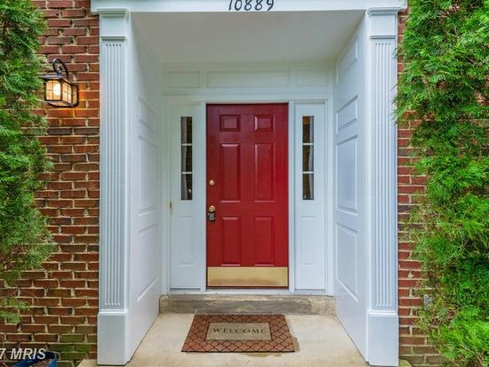 10889 Hunter Gate Way Reston Va 20194 Zillow