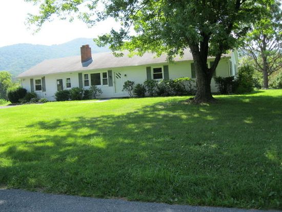 5609 Chestnut Fork Rd Bedford Va 24523 Realtor Com