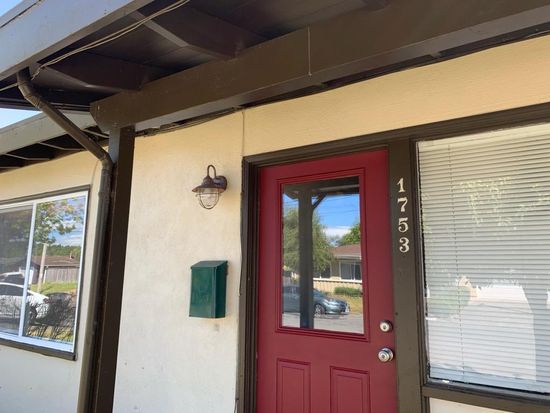 1753 Stromberg Ave Arcata Ca 95521 Zillow