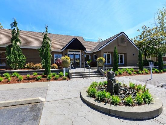 Redmond Hill Apartments Redmond, WA Zillow